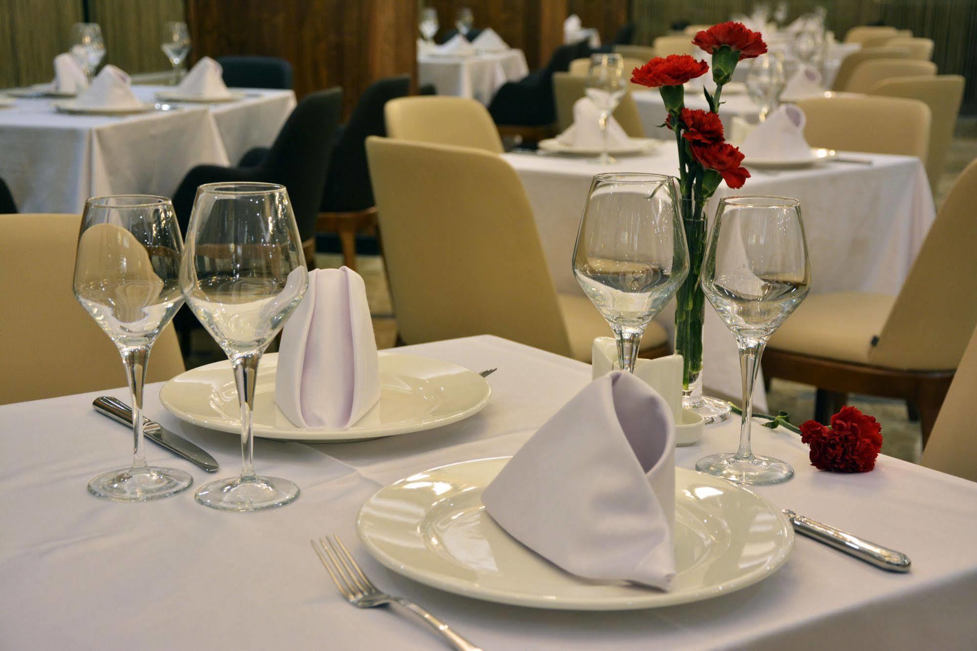 Goeruekle Gueler Park Hotel Экстерьер фото